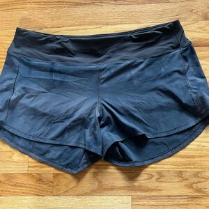 Speed Up Mid-Rise 4” Shorts - size 14 - Diamond Dye Pitch Grey/Graphite Grey